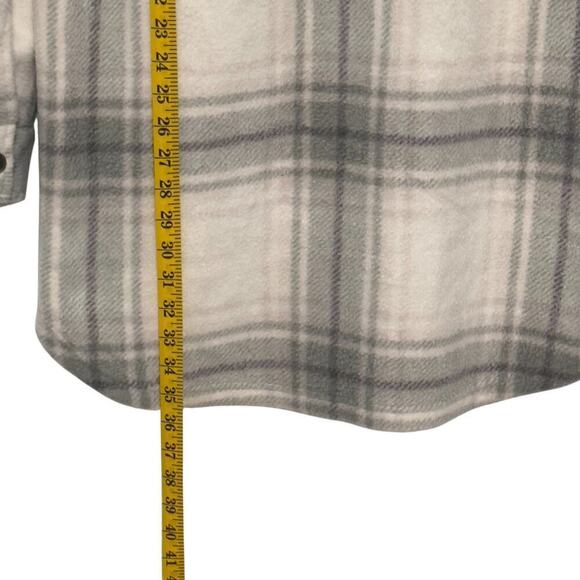 Thread and Supply Soft Gray Plaid Polar Fleece Shacket (L) - Picture 11 of 13
